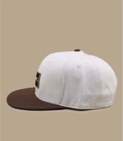 Badge Logo Snapback Beige -Mode Chapeaux Magasin badge logo snapback beige 4