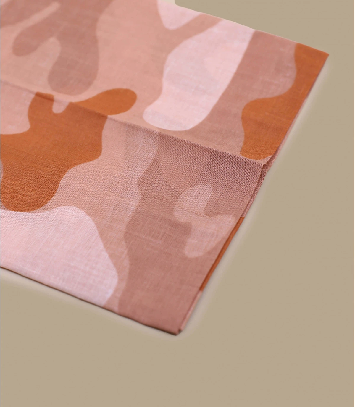 Bandana Camo Rose 2 Bandana Camo Rose – Image 2