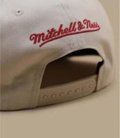 Mitchell & Ness Casquette Reframe Retro Snapback HWC Bulls Off White -Mode Chapeaux Magasin casquette reframe retro snapback hwc bulls off white 3