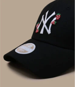 NEW ERA Casquette Wmn Strawberry 9Forty NY Black -Mode Chapeaux Magasin casquette wmn strawberry 9forty ny black 2