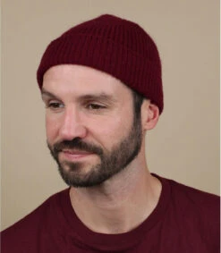 Mackie Docker Barra Bordeaux