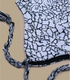 Oakley Flaps Beanie White Crackle Print -Mode Chapeaux Magasin flaps beanie white crackle print 2