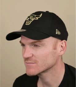 NEW ERA Mettallic 9Forty Bulls