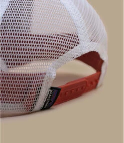 Patagonia P6 Logo Lopro Trucker Quartz Coral -Mode Chapeaux Magasin p6 logo lopro trucker quartz coral 4