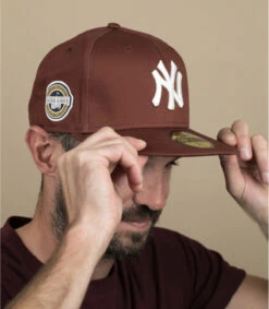 NEW ERA Patch 59Fifty NY Walnut Brown
