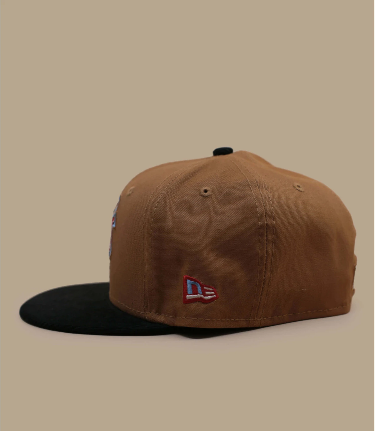 NEW ERA Side Patch 59Fifty Anaheim Angels Bronze Black Corduroy 3 NEW ERA Side Patch 59Fifty Anaheim Angels Bronze Black Corduroy – Image 3