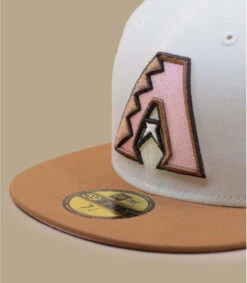 NEW ERA Side Patch 59Fifty Arizona Diamondbacks Bronze Chrome Brown Pink -Mode Chapeaux Magasin side patch 59fifty arizona diamondbacks bronze chrome brown pink 2