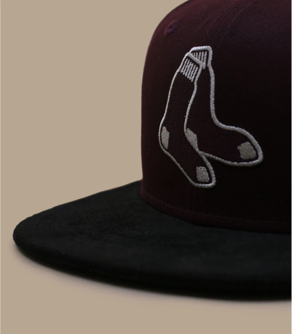 NEW ERA Side Patch 59Fifty Boston Red Sox Marron Black 3 NEW ERA Side Patch 59Fifty Boston Red Sox Marron Black – Image 3