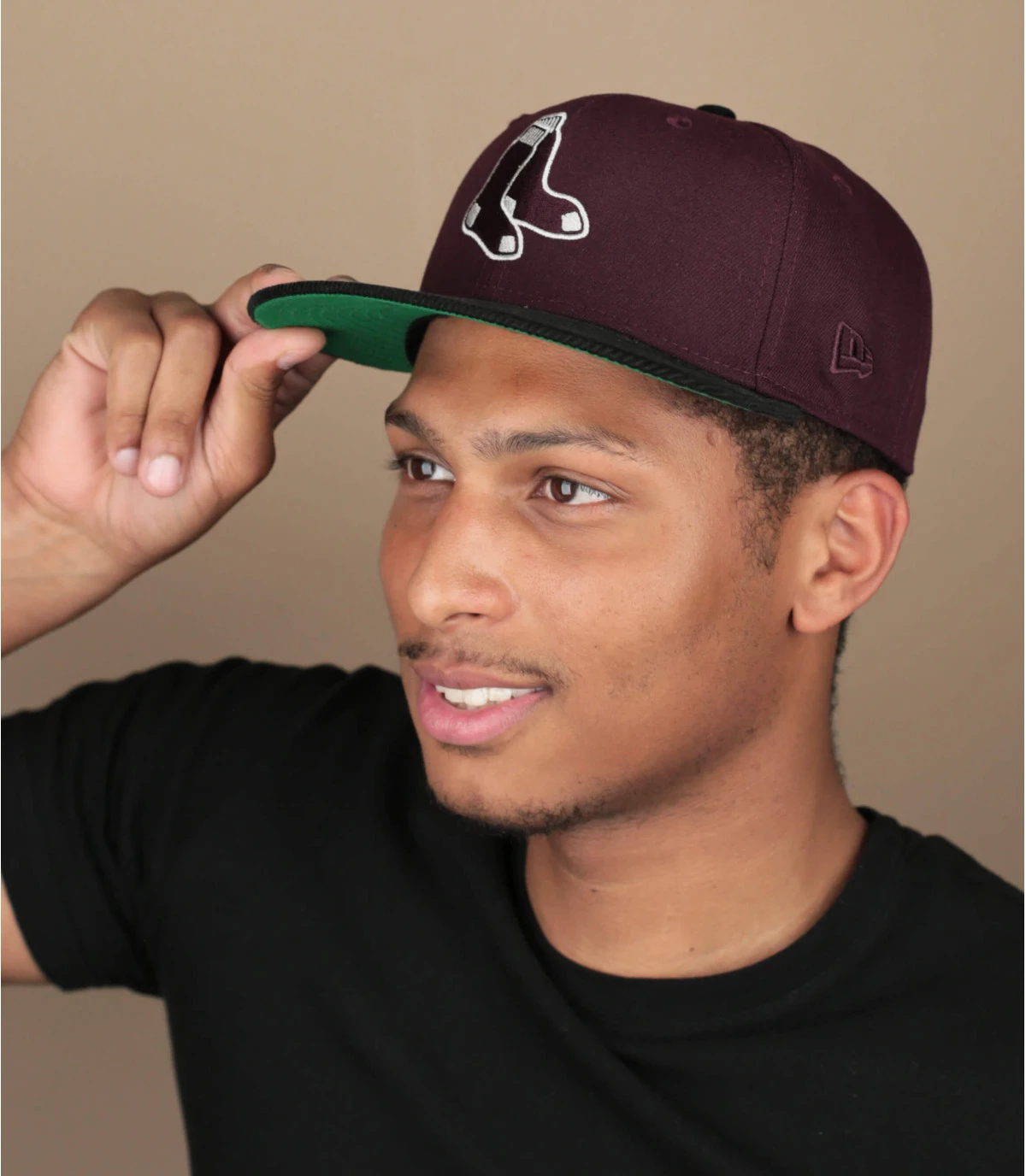 NEW ERA Side Patch 59Fifty Boston Red Sox Marron Black 1 NEW ERA Side Patch 59Fifty Boston Red Sox Marron Black