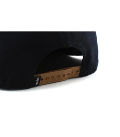 Snapback North Land Black Brown -Mode Chapeaux Magasin snapback north land black brownWinter20is20here20Snapback20North20Land20black20brown