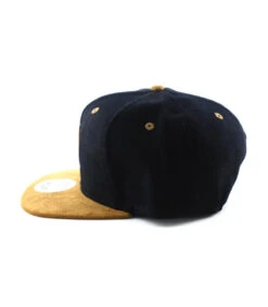 Snapback North Land Black Brown -Mode Chapeaux Magasin snapback north land black brownWinter20is20here20snapback20North20Land20noir20suede