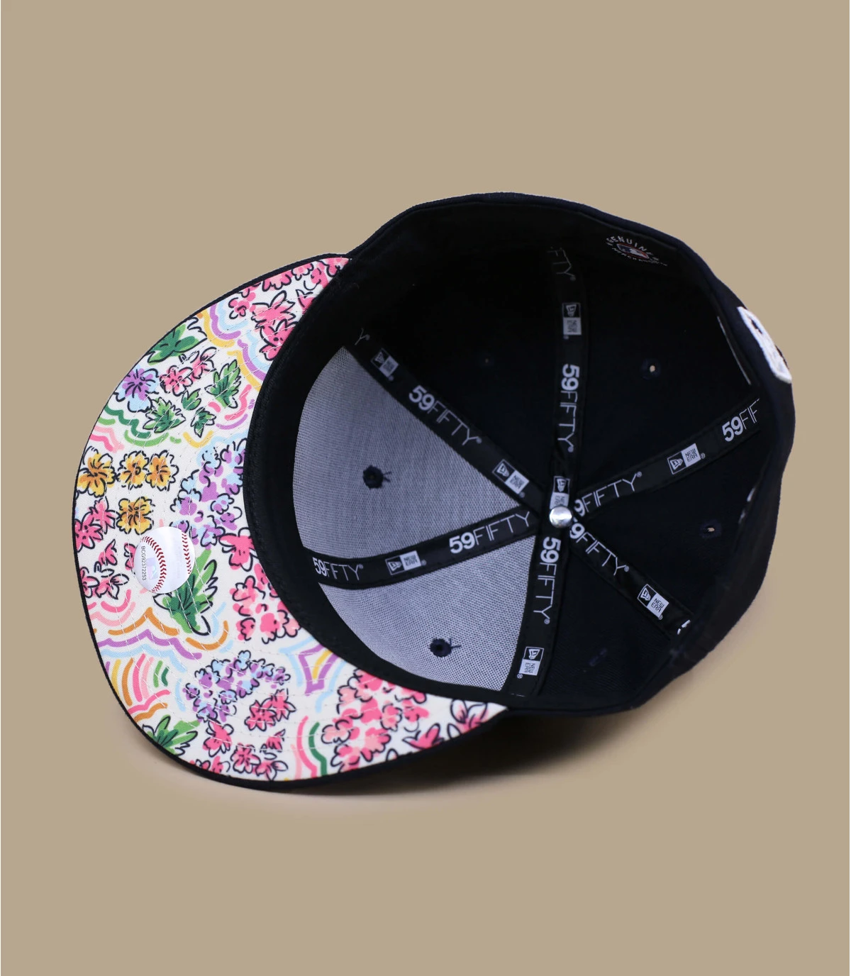 NEW ERA Watercolor Floral 5950 NY Yankees 4 NEW ERA Watercolor Floral 5950 NY Yankees – Image 4